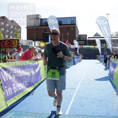 09.08.2026 - GEWOBA Citytriathlon Bremen Yannick Fuchs http://msf.ph/oto/9939546 09.08.2026 15:32:45 Ziel 88 meine-sportfotos.de