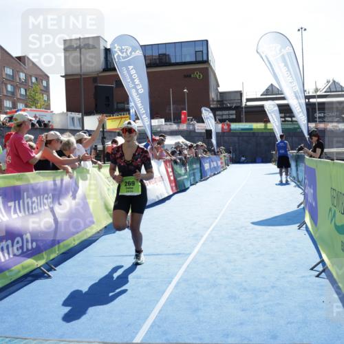 09.08.2026 - GEWOBA Citytriathlon Bremen Yannick Fuchs http://msf.ph/oto/9939569 09.08.2026 15:33:00 Ziel 269 meine-sportfotos.de