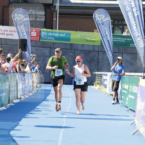 09.08.2026 - GEWOBA Citytriathlon Bremen Yannick Fuchs http://msf.ph/oto/9939570 09.08.2026 11:50:58 Ziel 165 meine-sportfotos.de