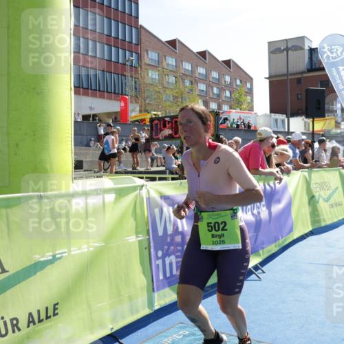 09.08.2026 - GEWOBA Citytriathlon Bremen Yannick Fuchs http://msf.ph/oto/9939628 09.08.2026 15:33:22 Ziel 502, 514 meine-sportfotos.de
