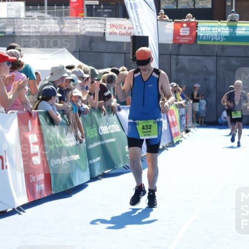 09.08.2026 - GEWOBA Citytriathlon Bremen Yannick Fuchs http://msf.ph/oto/9939660 09.08.2026 15:33:28 Ziel 432, 514 meine-sportfotos.de