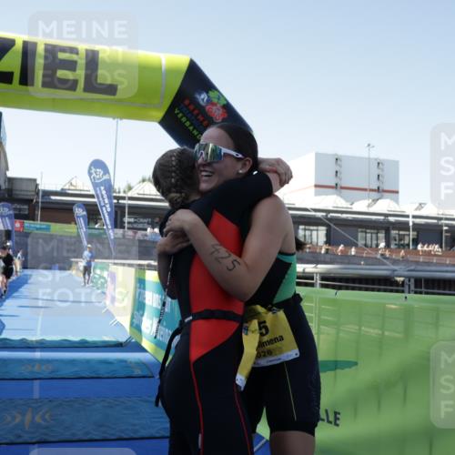 09.08.2026 - GEWOBA Citytriathlon Bremen Yannick Fuchs http://msf.ph/oto/9939679 09.08.2026 11:51:31 Ziel 435 meine-sportfotos.de