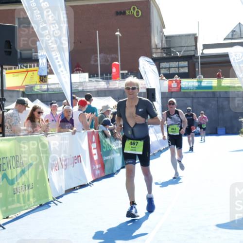 09.08.2026 - GEWOBA Citytriathlon Bremen Yannick Fuchs http://msf.ph/oto/9939704 09.08.2026 15:33:37 Ziel 463, 467 meine-sportfotos.de