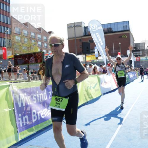 09.08.2026 - GEWOBA Citytriathlon Bremen Yannick Fuchs http://msf.ph/oto/9939721 09.08.2026 15:33:39 Ziel 463, 467 meine-sportfotos.de
