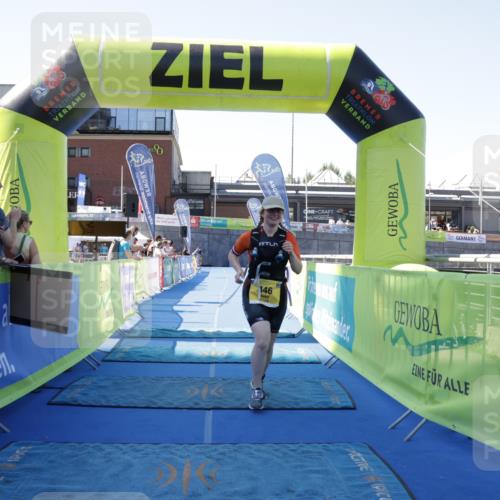 09.08.2026 - GEWOBA Citytriathlon Bremen Yannick Fuchs http://msf.ph/oto/9939765 09.08.2026 11:53:40 Ziel 446 meine-sportfotos.de