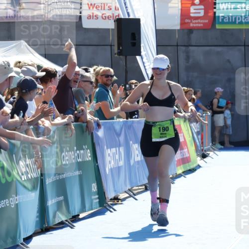 09.08.2026 - GEWOBA Citytriathlon Bremen Yannick Fuchs http://msf.ph/oto/9939781 09.08.2026 15:33:57 Ziel 190 meine-sportfotos.de