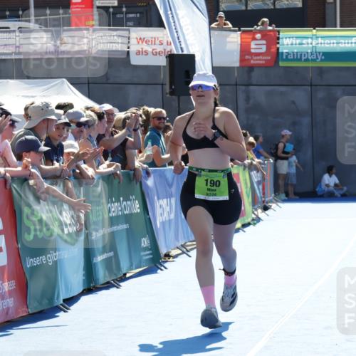 09.08.2026 - GEWOBA Citytriathlon Bremen Yannick Fuchs http://msf.ph/oto/9939787 09.08.2026 15:33:58 Ziel 190 meine-sportfotos.de