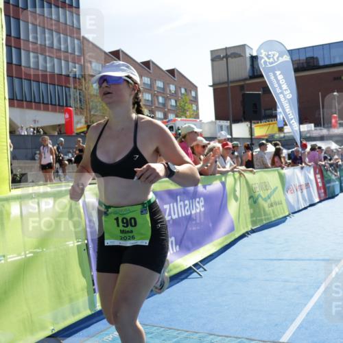 09.08.2026 - GEWOBA Citytriathlon Bremen Yannick Fuchs http://msf.ph/oto/9939807 09.08.2026 15:34:01 Ziel 190 meine-sportfotos.de