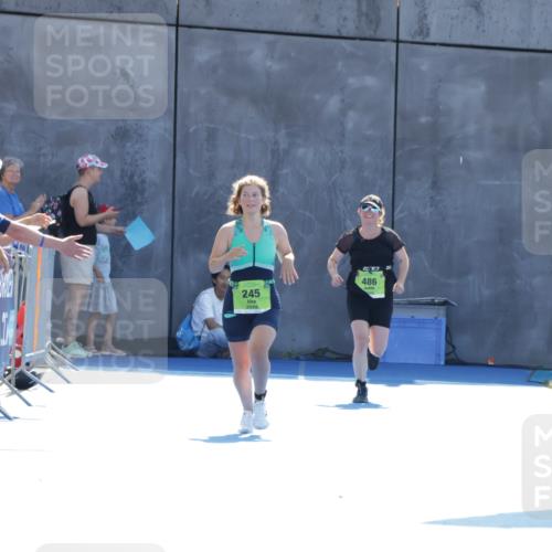 09.08.2026 - GEWOBA Citytriathlon Bremen Yannick Fuchs http://msf.ph/oto/9939810 09.08.2026 15:34:16 Ziel  meine-sportfotos.de