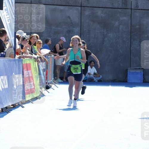 09.08.2026 - GEWOBA Citytriathlon Bremen Yannick Fuchs http://msf.ph/oto/9939816 09.08.2026 15:34:18 Ziel  meine-sportfotos.de