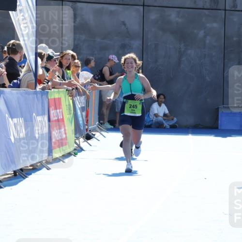 09.08.2026 - GEWOBA Citytriathlon Bremen Yannick Fuchs http://msf.ph/oto/9939818 09.08.2026 15:34:18 Ziel  meine-sportfotos.de