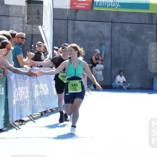 09.08.2026 - GEWOBA Citytriathlon Bremen Yannick Fuchs http://msf.ph/oto/9939830 09.08.2026 15:34:21 Ziel 486 meine-sportfotos.de