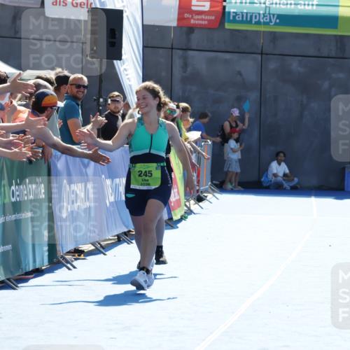 09.08.2026 - GEWOBA Citytriathlon Bremen Yannick Fuchs http://msf.ph/oto/9939832 09.08.2026 15:34:21 Ziel 486 meine-sportfotos.de