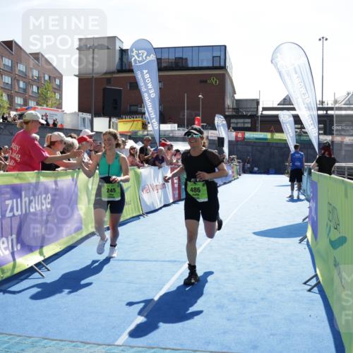 09.08.2026 - GEWOBA Citytriathlon Bremen Yannick Fuchs http://msf.ph/oto/9939847 09.08.2026 15:34:25 Ziel 245, 486 meine-sportfotos.de