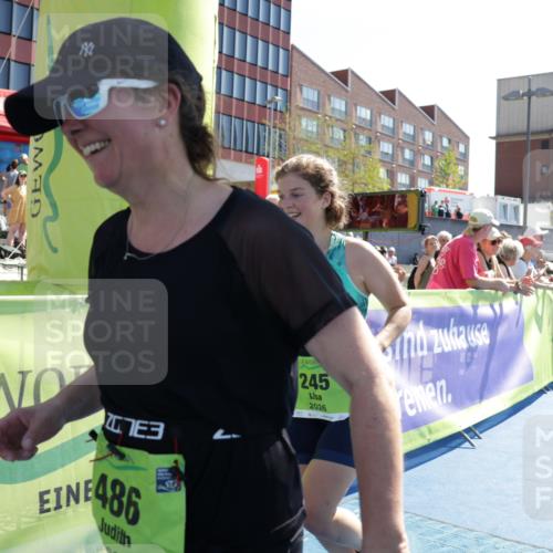 09.08.2026 - GEWOBA Citytriathlon Bremen Yannick Fuchs http://msf.ph/oto/9939860 09.08.2026 15:34:26 Ziel 245, 486 meine-sportfotos.de