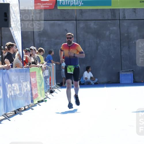 09.08.2026 - GEWOBA Citytriathlon Bremen Yannick Fuchs http://msf.ph/oto/9939870 09.08.2026 15:34:37 Ziel  meine-sportfotos.de