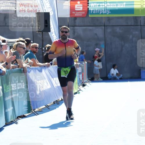 09.08.2026 - GEWOBA Citytriathlon Bremen Yannick Fuchs http://msf.ph/oto/9939878 09.08.2026 15:34:39 Ziel 426 meine-sportfotos.de