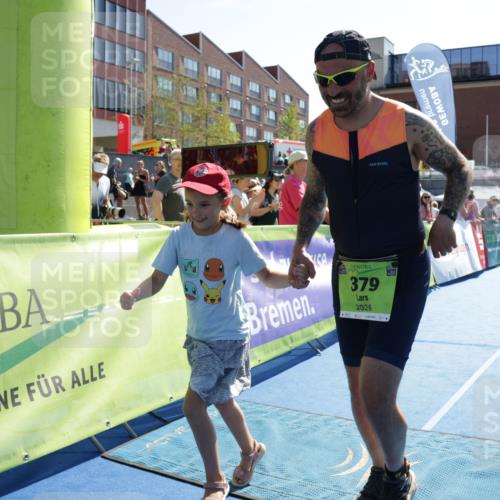 09.08.2026 - GEWOBA Citytriathlon Bremen Yannick Fuchs http://msf.ph/oto/9939942 09.08.2026 15:35:01 Ziel 379 meine-sportfotos.de