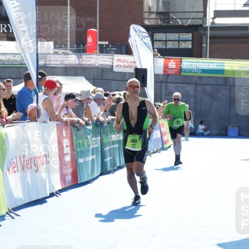09.08.2026 - GEWOBA Citytriathlon Bremen Yannick Fuchs http://msf.ph/oto/9939954 09.08.2026 15:35:16 Ziel 440 meine-sportfotos.de
