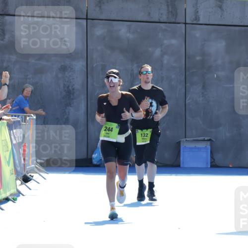 09.08.2026 - GEWOBA Citytriathlon Bremen Yannick Fuchs http://msf.ph/oto/9939985 09.08.2026 15:35:26 Ziel 464 meine-sportfotos.de