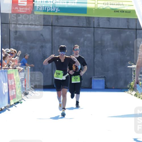 09.08.2026 - GEWOBA Citytriathlon Bremen Yannick Fuchs http://msf.ph/oto/9939988 09.08.2026 15:35:27 Ziel 464 meine-sportfotos.de