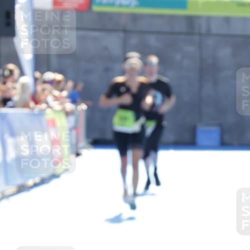 09.08.2026 - GEWOBA Citytriathlon Bremen Yannick Fuchs http://msf.ph/oto/9939990 09.08.2026 15:35:28 Ziel  meine-sportfotos.de
