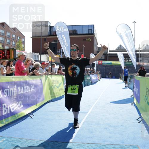 09.08.2026 - GEWOBA Citytriathlon Bremen Yannick Fuchs http://msf.ph/oto/9940008 09.08.2026 15:35:34 Ziel 132, 244 meine-sportfotos.de