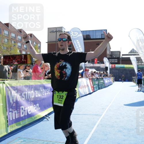 09.08.2026 - GEWOBA Citytriathlon Bremen Yannick Fuchs http://msf.ph/oto/9940014 09.08.2026 15:35:35 Ziel 132, 244 meine-sportfotos.de