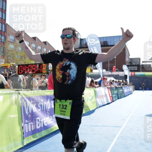 09.08.2026 - GEWOBA Citytriathlon Bremen Yannick Fuchs http://msf.ph/oto/9940016 09.08.2026 15:35:35 Ziel 132, 244 meine-sportfotos.de