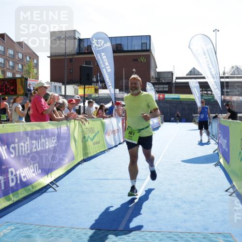 09.08.2026 - GEWOBA Citytriathlon Bremen Yannick Fuchs http://msf.ph/oto/9940050 09.08.2026 15:35:49 Ziel 461, 516 meine-sportfotos.de