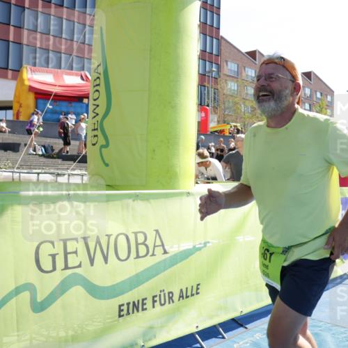 09.08.2026 - GEWOBA Citytriathlon Bremen Yannick Fuchs http://msf.ph/oto/9940064 09.08.2026 15:35:50 Ziel 461, 516 meine-sportfotos.de