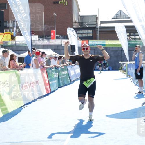 09.08.2026 - GEWOBA Citytriathlon Bremen Yannick Fuchs http://msf.ph/oto/9940077 09.08.2026 15:35:58 Ziel 372 meine-sportfotos.de