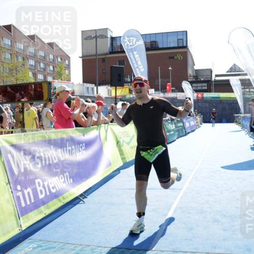 09.08.2026 - GEWOBA Citytriathlon Bremen Yannick Fuchs http://msf.ph/oto/9940084 09.08.2026 15:35:59 Ziel 372 meine-sportfotos.de