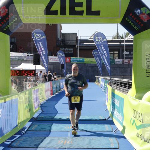 09.08.2026 - GEWOBA Citytriathlon Bremen Yannick Fuchs http://msf.ph/oto/9940107 09.08.2026 12:15:55 Ziel 411 meine-sportfotos.de