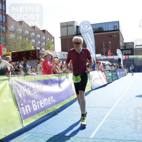 09.08.2026 - GEWOBA Citytriathlon Bremen Yannick Fuchs http://msf.ph/oto/9940116 09.08.2026 15:36:09 Ziel 474 meine-sportfotos.de
