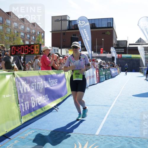 09.08.2026 - GEWOBA Citytriathlon Bremen Yannick Fuchs http://msf.ph/oto/9940145 09.08.2026 15:36:19 Ziel 259 meine-sportfotos.de