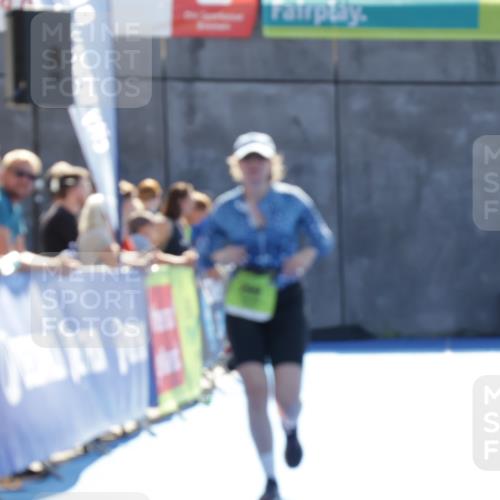09.08.2026 - GEWOBA Citytriathlon Bremen Yannick Fuchs http://msf.ph/oto/9940153 09.08.2026 15:36:24 Ziel 259 meine-sportfotos.de