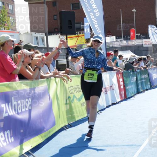09.08.2026 - GEWOBA Citytriathlon Bremen Yannick Fuchs http://msf.ph/oto/9940171 09.08.2026 15:36:29 Ziel 299 meine-sportfotos.de