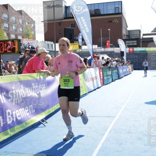 09.08.2026 - GEWOBA Citytriathlon Bremen Yannick Fuchs http://msf.ph/oto/9940219 09.08.2026 15:36:47 Ziel 303 meine-sportfotos.de
