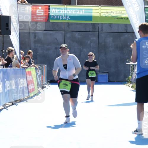 09.08.2026 - GEWOBA Citytriathlon Bremen Yannick Fuchs http://msf.ph/oto/9940220 09.08.2026 15:36:50 Ziel 303 meine-sportfotos.de