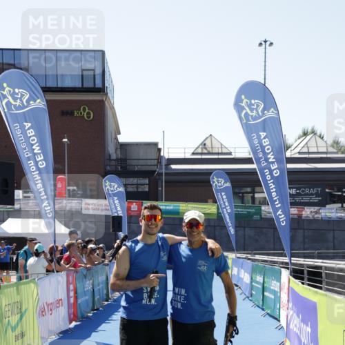 09.08.2026 - GEWOBA Citytriathlon Bremen Yannick Fuchs http://msf.ph/oto/9940242 09.08.2026 13:29:21 Ziel  meine-sportfotos.de