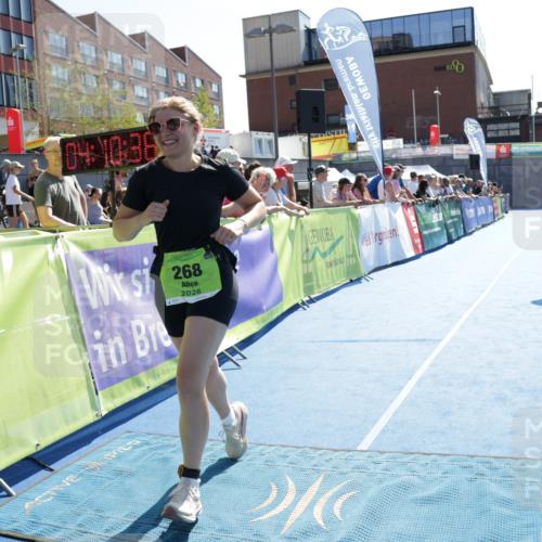 09.08.2026 - GEWOBA Citytriathlon Bremen Yannick Fuchs http://msf.ph/oto/9940253 09.08.2026 15:36:59 Ziel 266, 268 meine-sportfotos.de