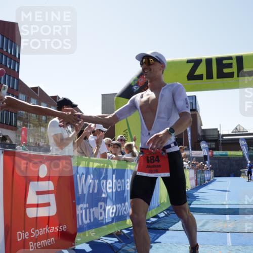 09.08.2026 - GEWOBA Citytriathlon Bremen Yannick Fuchs http://msf.ph/oto/9940286 09.08.2026 13:32:17 Ziel 684 meine-sportfotos.de