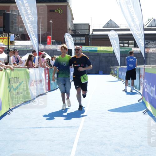 09.08.2026 - GEWOBA Citytriathlon Bremen Yannick Fuchs http://msf.ph/oto/9940294 09.08.2026 15:37:29 Ziel 421 meine-sportfotos.de