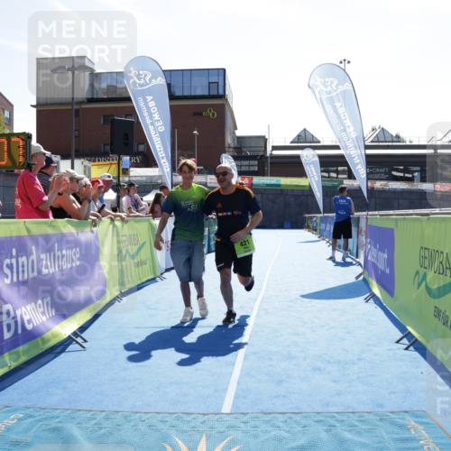 09.08.2026 - GEWOBA Citytriathlon Bremen Yannick Fuchs http://msf.ph/oto/9940296 09.08.2026 15:37:30 Ziel 421 meine-sportfotos.de