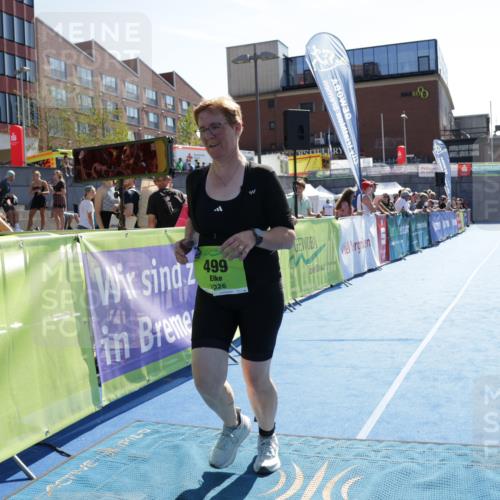 09.08.2026 - GEWOBA Citytriathlon Bremen Yannick Fuchs http://msf.ph/oto/9940344 09.08.2026 15:38:02 Ziel 499 meine-sportfotos.de