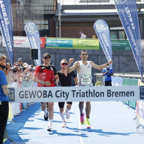 09.08.2026 - GEWOBA Citytriathlon Bremen Yannick Fuchs http://msf.ph/oto/9940345 09.08.2026 13:39:31 Ziel 1127 meine-sportfotos.de