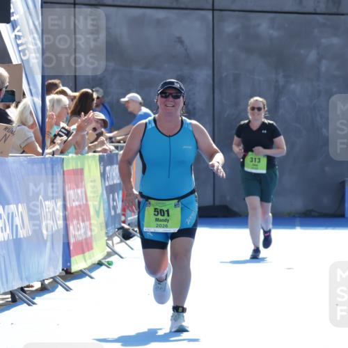 09.08.2026 - GEWOBA Citytriathlon Bremen Yannick Fuchs http://msf.ph/oto/9940353 09.08.2026 15:38:24 Ziel  meine-sportfotos.de