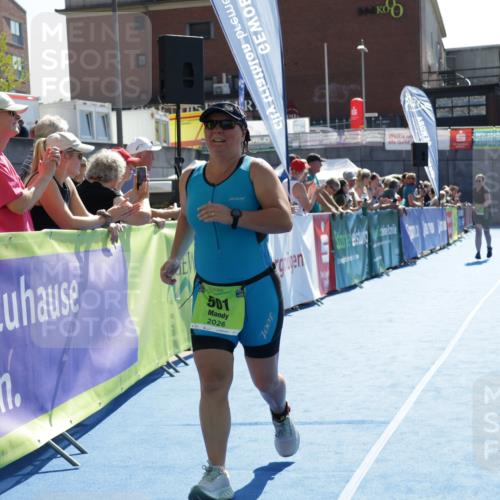 09.08.2026 - GEWOBA Citytriathlon Bremen Yannick Fuchs http://msf.ph/oto/9940368 09.08.2026 15:38:30 Ziel 501 meine-sportfotos.de