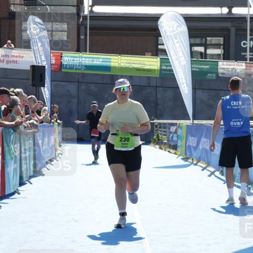 09.08.2026 - GEWOBA Citytriathlon Bremen Yannick Fuchs http://msf.ph/oto/9940423 09.08.2026 15:39:05 Ziel 230 meine-sportfotos.de